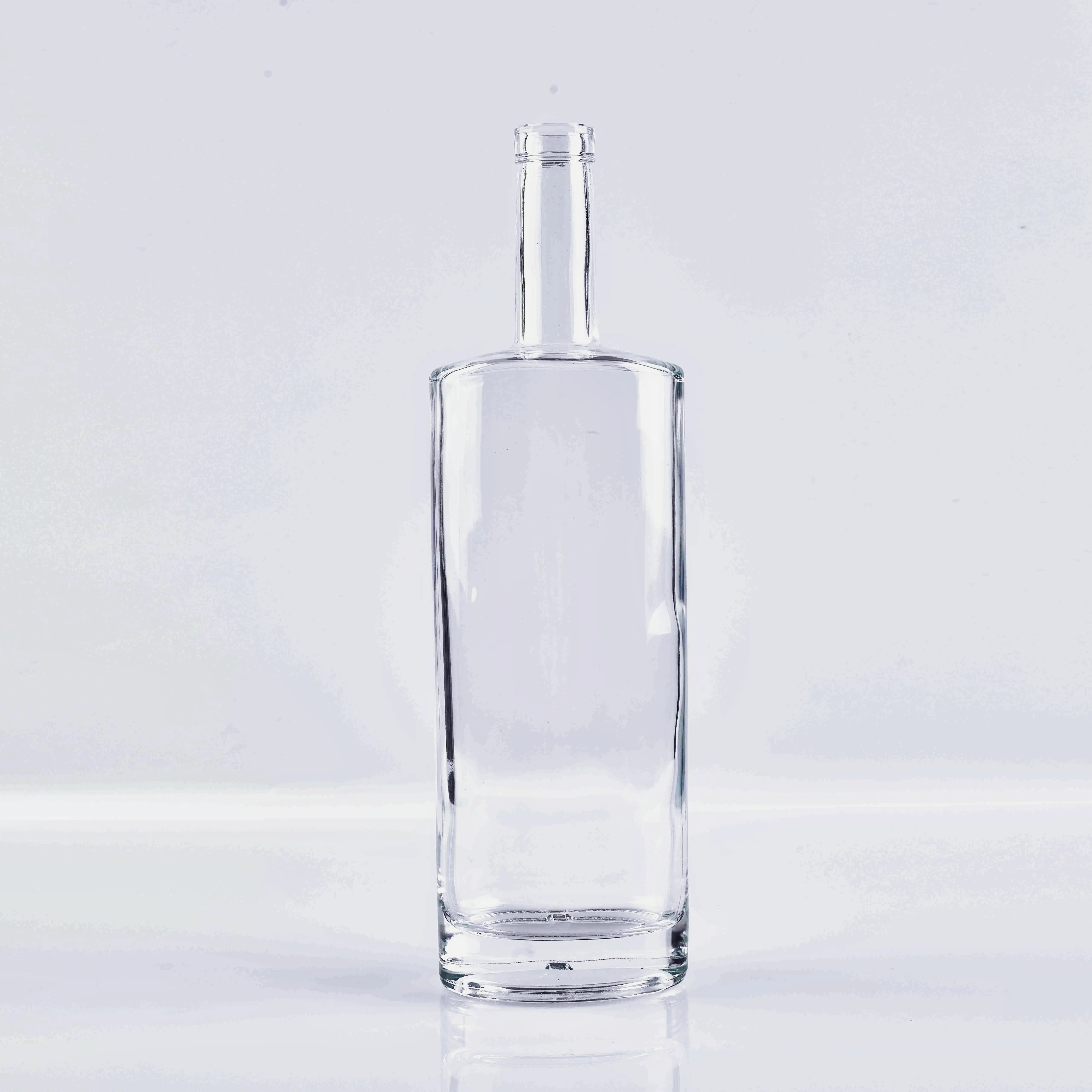 750ml ovale Glasflasche für Tequila, Mezcal & Vodka